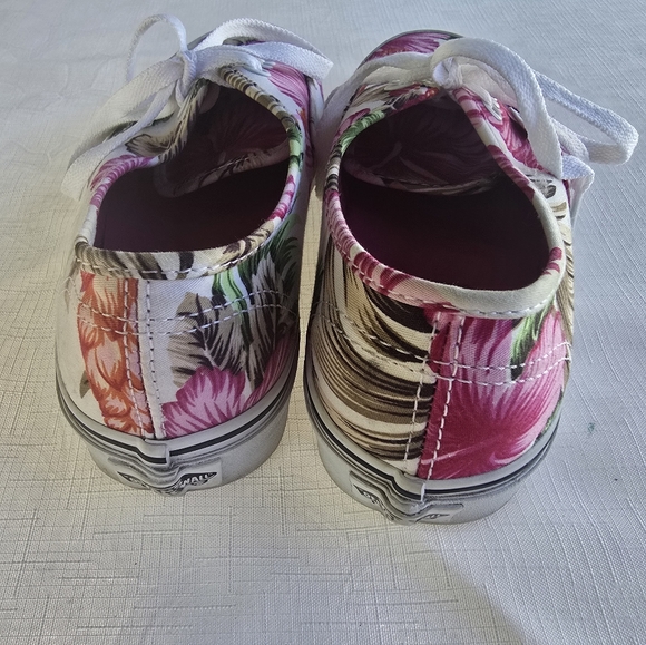 Vans Women's Pink Floral Canvas Sneakers 7.5 - Picture 3 of 8
